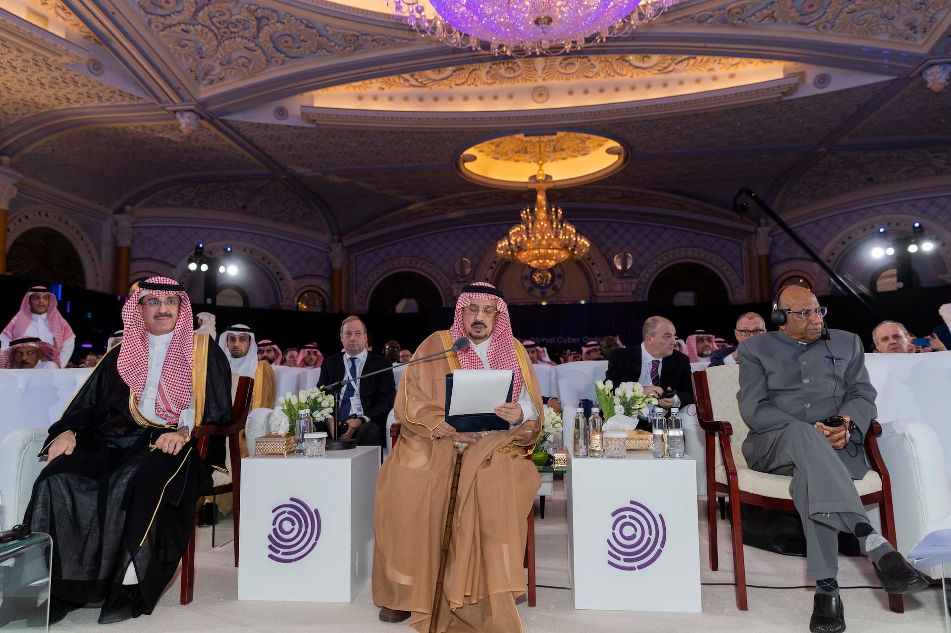 نيابة عن خادم الحرمين الشريفين .. سمو أمير منطقة الرياض يفتتح المنتدى الدولي للأمن السيبراني 2022 بمشاركة 120 متحدثاً دولياً undefined